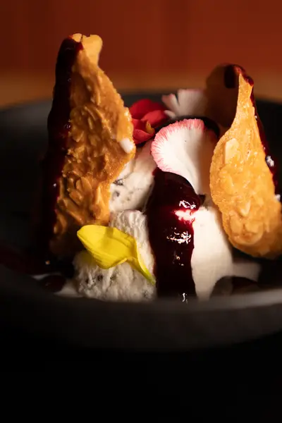 Fotografía de postre gourmet para las redes de un restaurante en Madrid